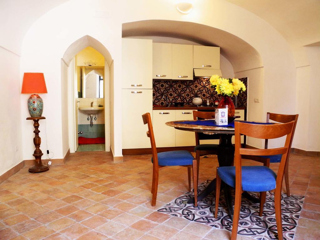 Amalfi Antica Lägenhet Atrani Rum bild